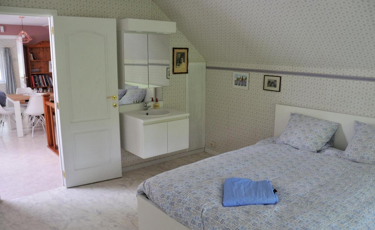 Suite Familiale Avec 2 Chambres Dans Une Villa - Quartier Vert Et Boise - 5 Kms De Namur Eksteriør bilde